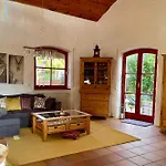 فيلة Altmuehl Familienvilla *