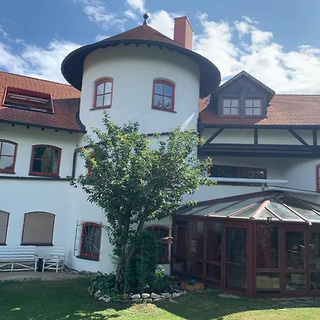 Villa Altmuehl Familienvilla